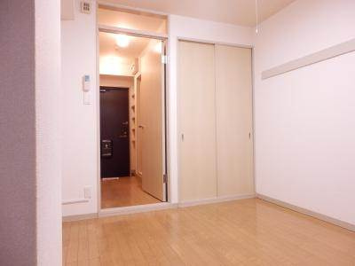 ステュディオフラット室町の内装|室内
