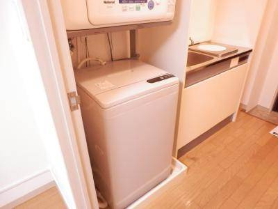 ステュディオフラット室町の設備|洗濯機