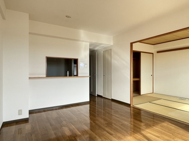 【居間・リビング】