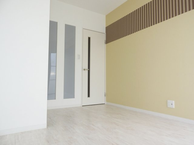 【洋室】 | Heights　Hirotani