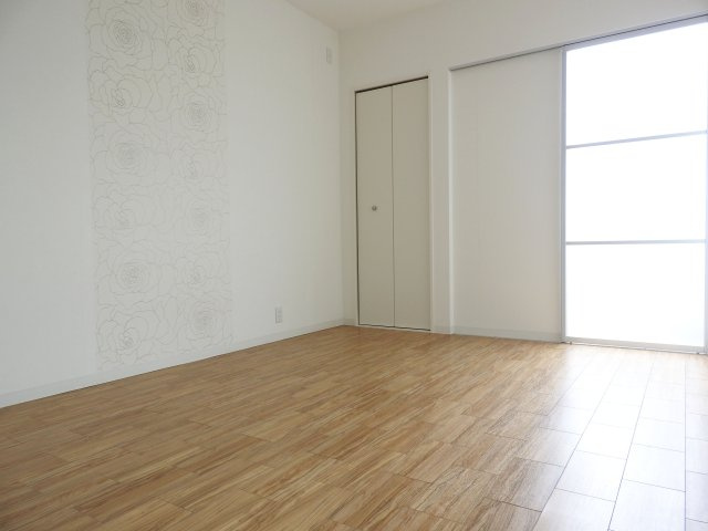 【洋室】 | Heights　Hirotani