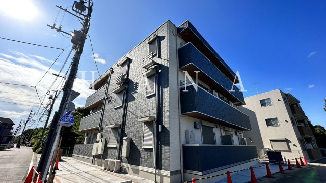 オーヴェスト深大寺の外観
