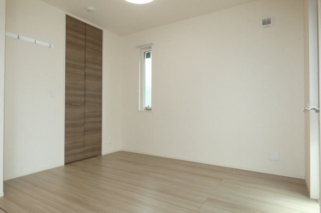 【洋室】 | MARCH-T