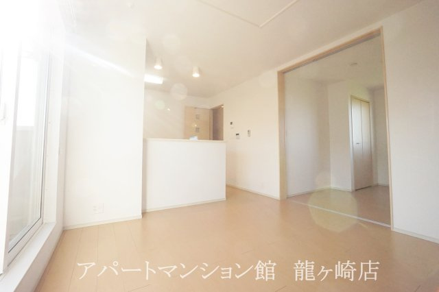 ベルフォ－レ　Ⅱの居間・リビング