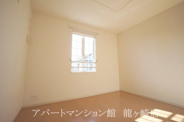 ベルフォ－レ　Ⅱの洋室