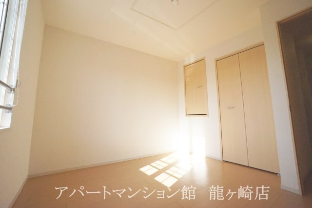 ベルフォ－レ　Ⅱの洋室