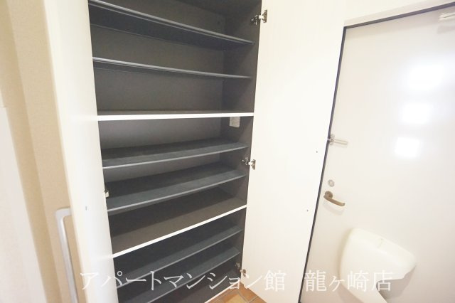 ベルフォ－レ　Ⅱの収納