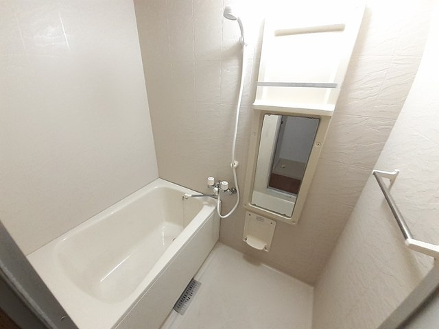 サンプレイス３の浴室|バス