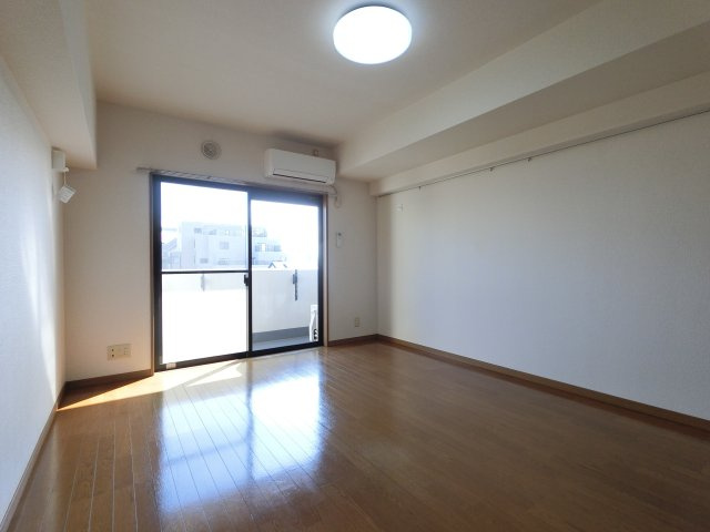 リバレインの寝室