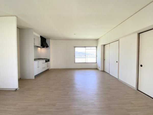 【居間・リビング】 | ピュアハイツ高丸第２