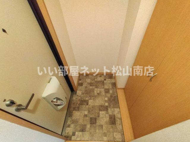 【玄関】 | リビングタウン古川北壱番館　B棟