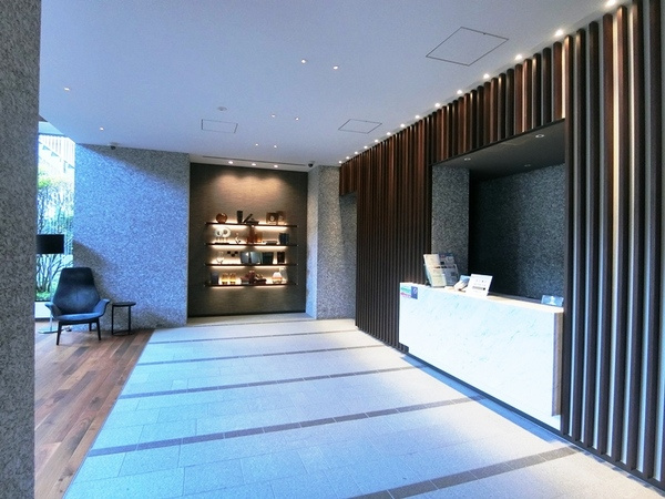 ブランズタワー・ウェリス心斎橋SOUTH（ブランズタワーウェリス心斎橋サウス）　BRAVI不動産のエントランス