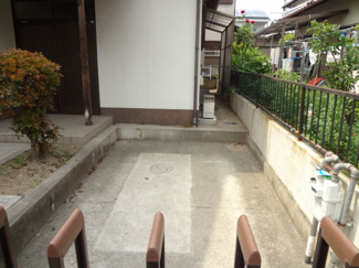 【駐車場】