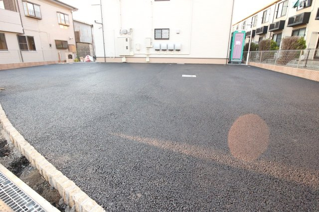 フィエルテの駐車場