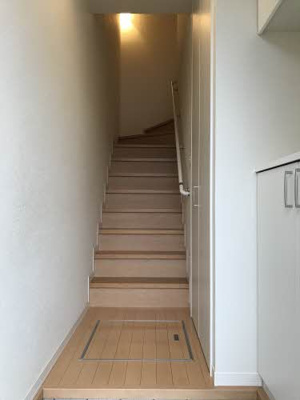 【玄関】 | シャーメゾン万々Ⅱ | 1F玄関内