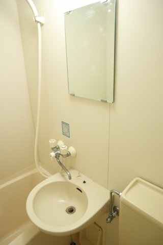 ロイヤルコーポ田尻の洗面所