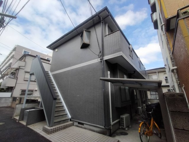 R FIELDS YAWATA