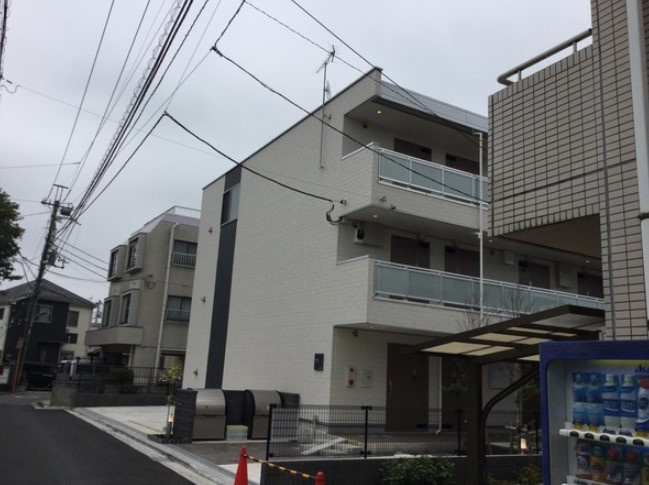 リブリ・こだま錦町のエントランス