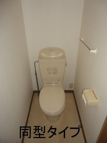 エクセレントタイムⅢのトイレ|コンパクトで使いやすいトイレです