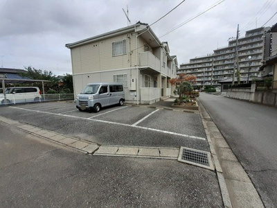 【駐車場】 | フルール・ド・スリジエ