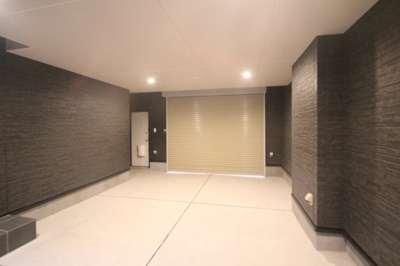 【駐車場】 | ガレージハウス栄町