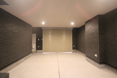 【駐車場】 | ガレージハウス栄町