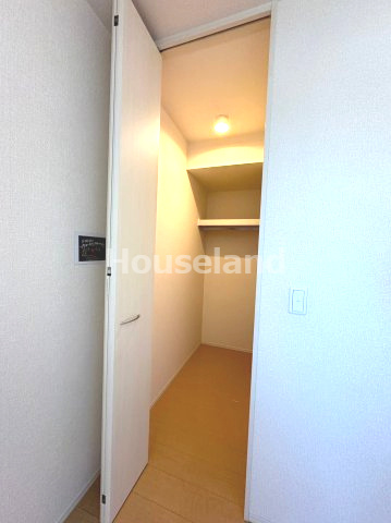 イソラ フェリジェⅡの収納