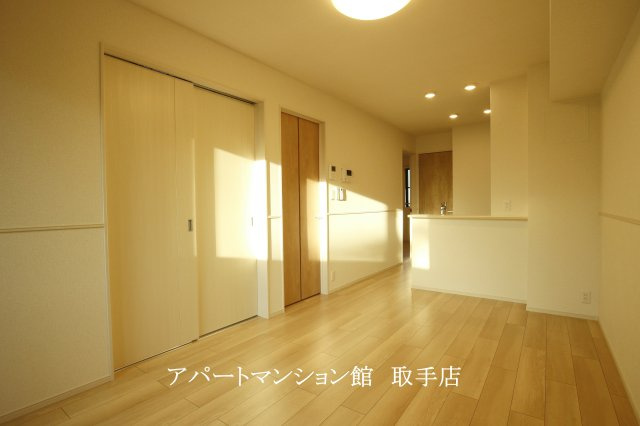 パークヒルズ利根五番館の居間・リビング