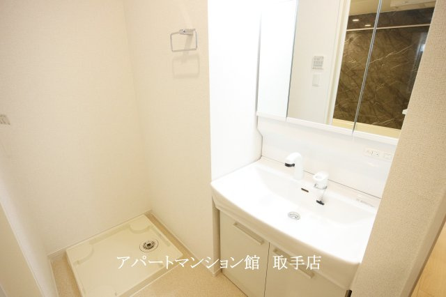 パークヒルズ利根五番館の独立洗面台