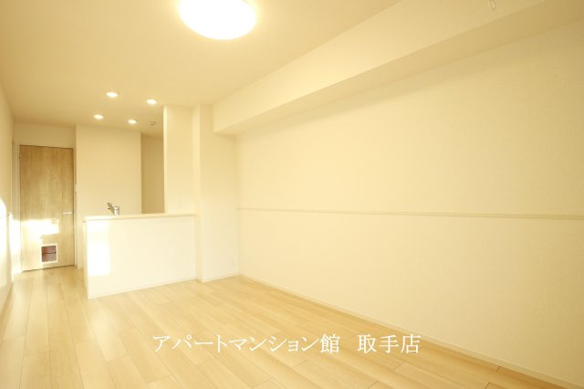 パークヒルズ利根五番館の居間・リビング