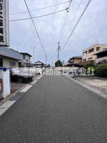 ６１３１７　岐阜市大福町土地の前面道路含む現地写真|幅員6mで駐車しやすいです。