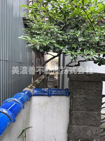 ６１３１７　岐阜市大福町土地の外観|東側境界付近