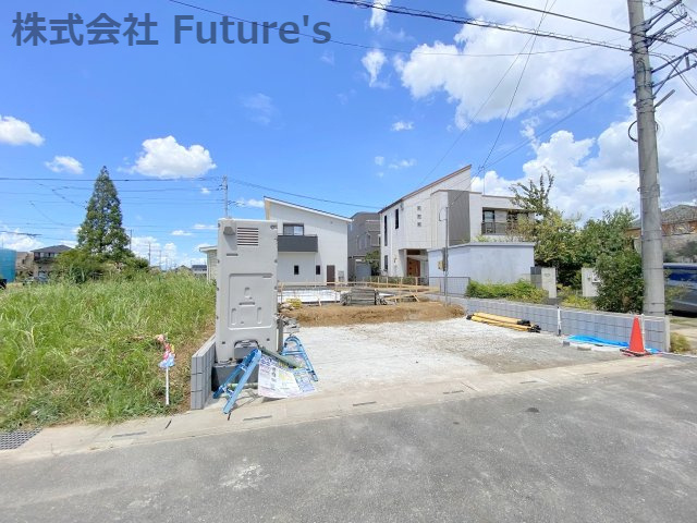 吉川市中央2丁目　新築戸建　全1棟の外観|小中学校近く、安心の通学距離