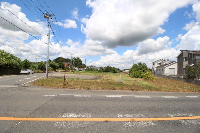 坂戸市横沼　資材置場用地　「坂戸ＩＣ」0.8kmの外観