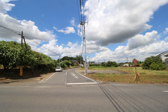 坂戸市横沼　資材置場用地　「坂戸ＩＣ」0.8kmの外観