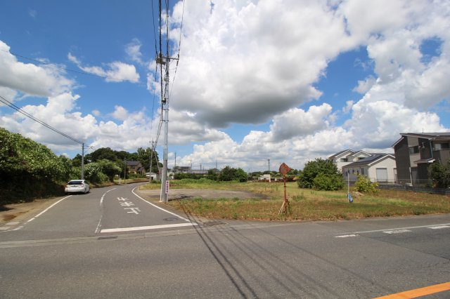 坂戸市横沼　資材置場用地　「坂戸ＩＣ」0.8kmの外観