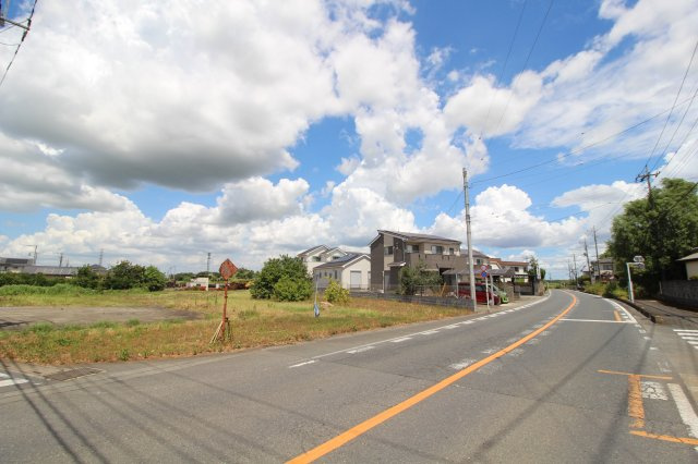 坂戸市横沼　資材置場用地　「坂戸ＩＣ」0.8kmの外観