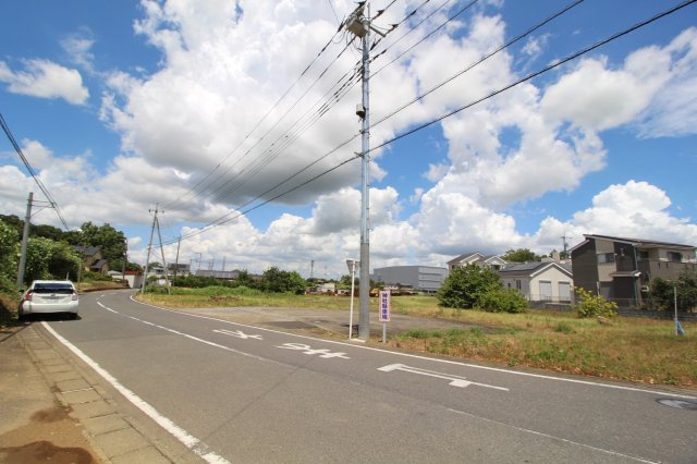 坂戸市横沼　資材置場用地　「坂戸ＩＣ」0.8kmの外観