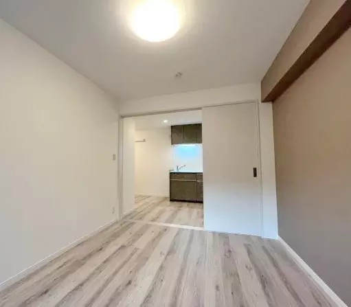 サンハイツ錦糸公園　リ　ノベーション済の洋室