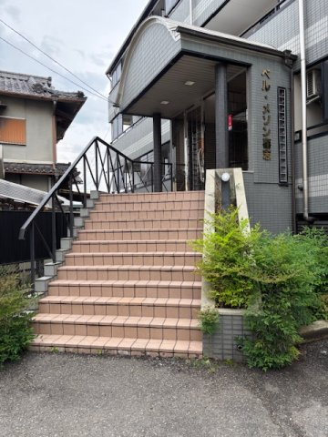 ベルメゾン喜志の外観