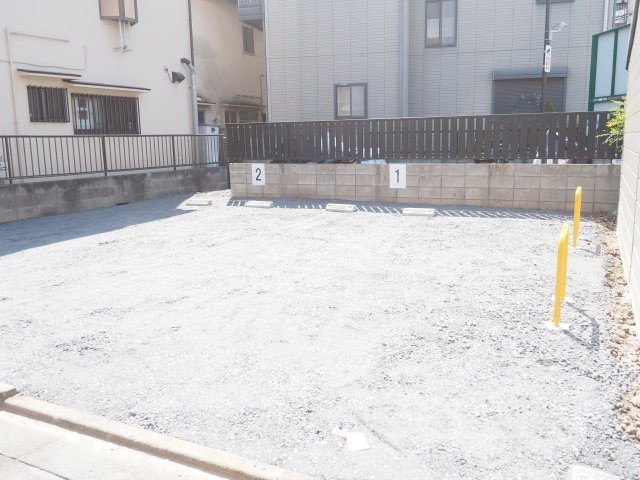 志茂5丁目ユナパーキング