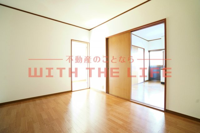 ボヌール荒木【キャンペーン対象物件】の居間・リビング|ゆったりとしたリビングです