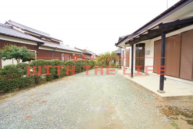 ボヌール荒木【キャンペーン対象物件】の駐車場|駐車スペースもあります