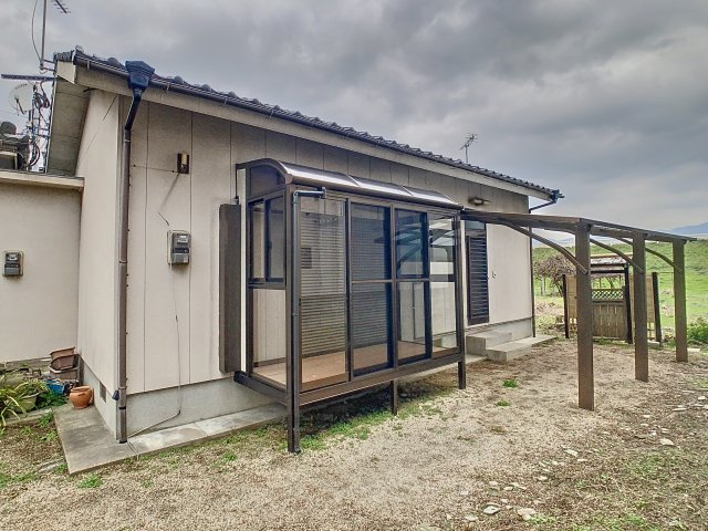 花田貸家の外観