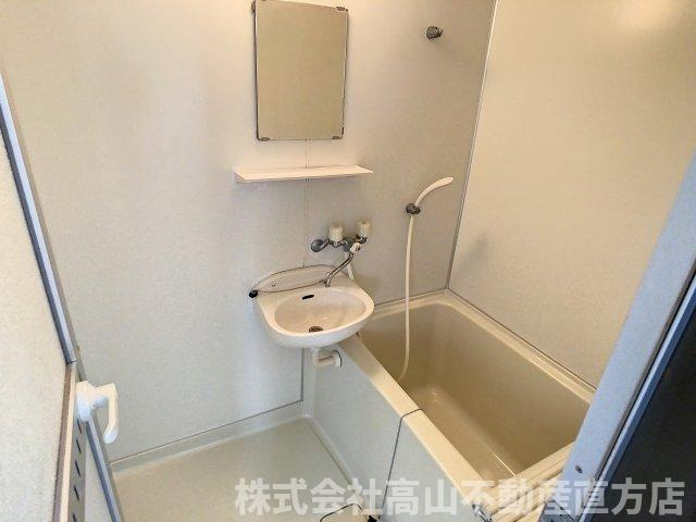 花田貸家の浴室