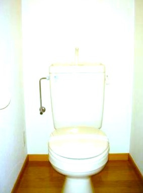 【トイレ】 | ニュークレブランド城南 | 清潔感のあるトイレです