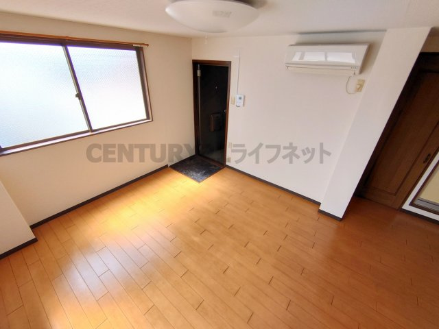 【寝室】 | ウィスパービル