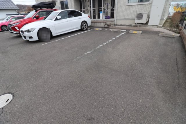 サンライズコーポ Ａの駐車場|駐車場