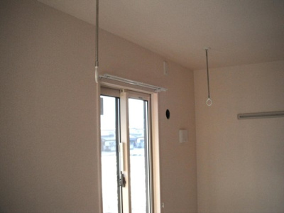  | ラフィネ Ｂ | 室内物干し