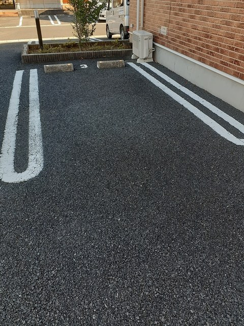 ファインステージAの駐車場